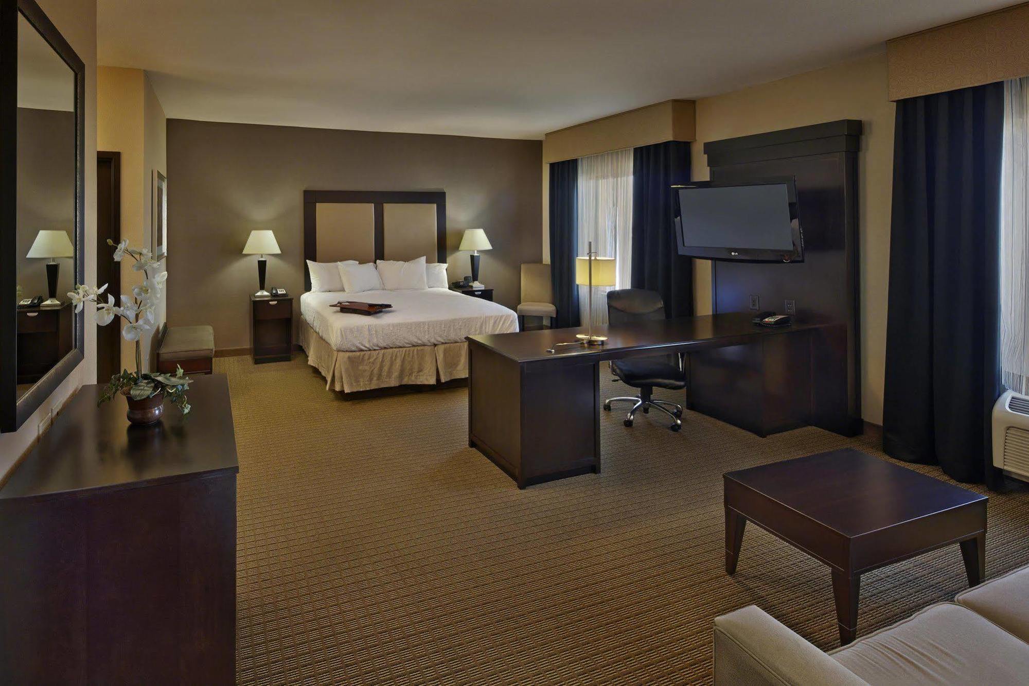 Hampton Inn & Suites דיקייטור מראה חיצוני תמונה